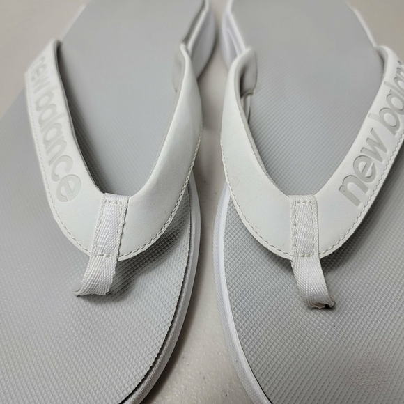 New Balance Lightweight white men’s Flip Flop Thong Sandals Slides Sz 13 - Picture 7 of 8